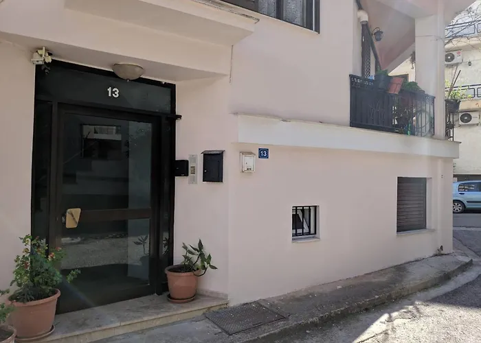 Sky Line Center F Aigio